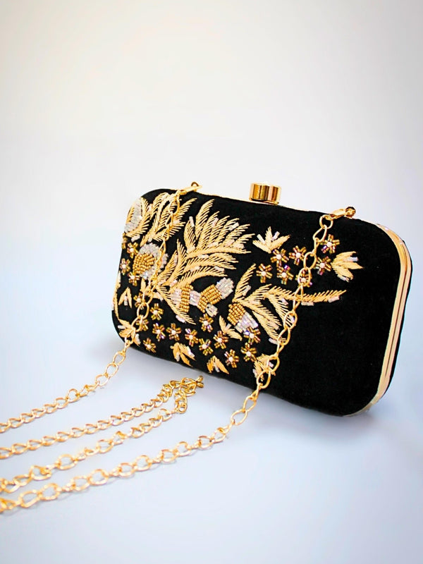 Black & Gold Jute Embroidered Clutch Design by NR By Nidhi Rathi at  Pernia's Pop Up Shop 2024